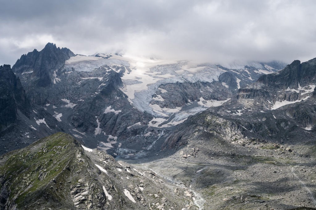 The Sidelengletscher and Alber Heim Hütte Hike, view of the glacier from Afar.