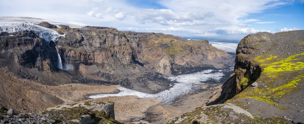 Panoramic image of the Huldujökull glacier