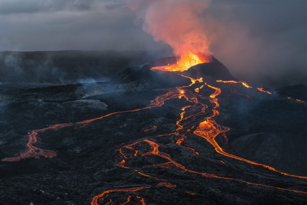 Fagradalsfjall 2021 Volcanic eruption in Geldingadalir, landscape photograph taken with the Nikkor z 70-200mm f2.8