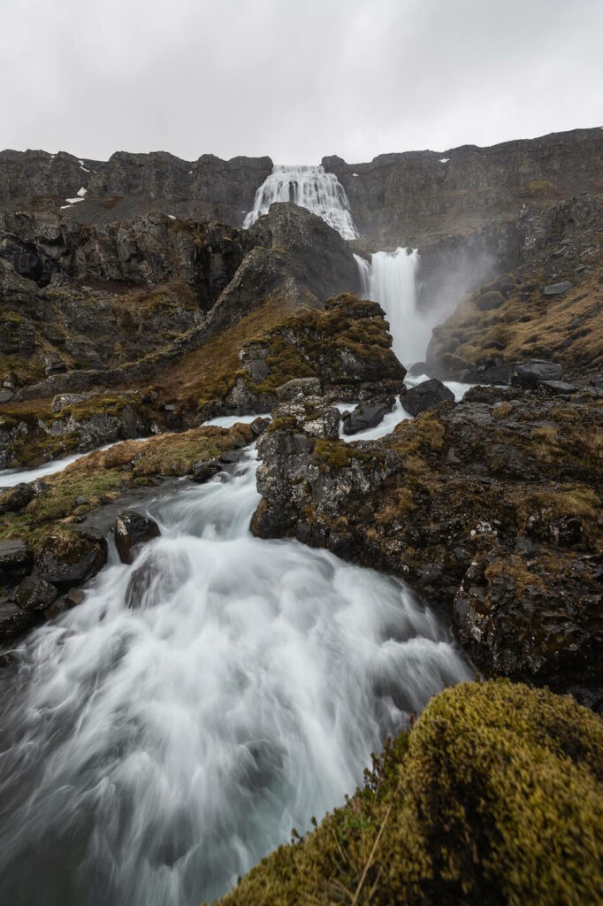 Dyniandi Waterfall on a cloudy day