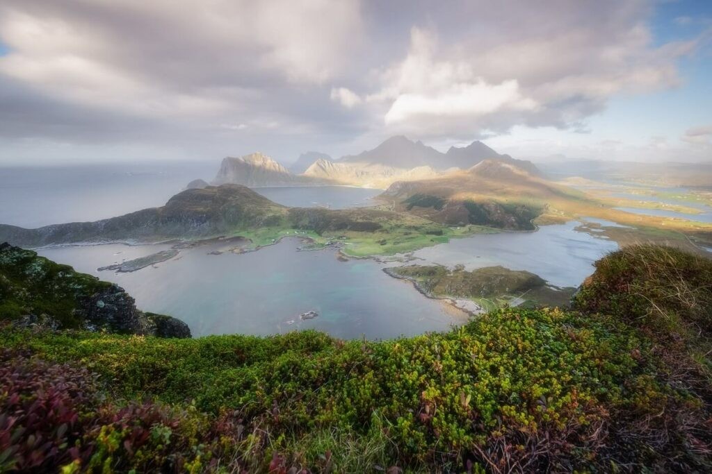 Planning a trip to the Lofoten hikes closes to Leknes