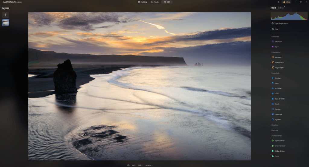 Interface of Luminar Neo AI 1.9 with a seascape image