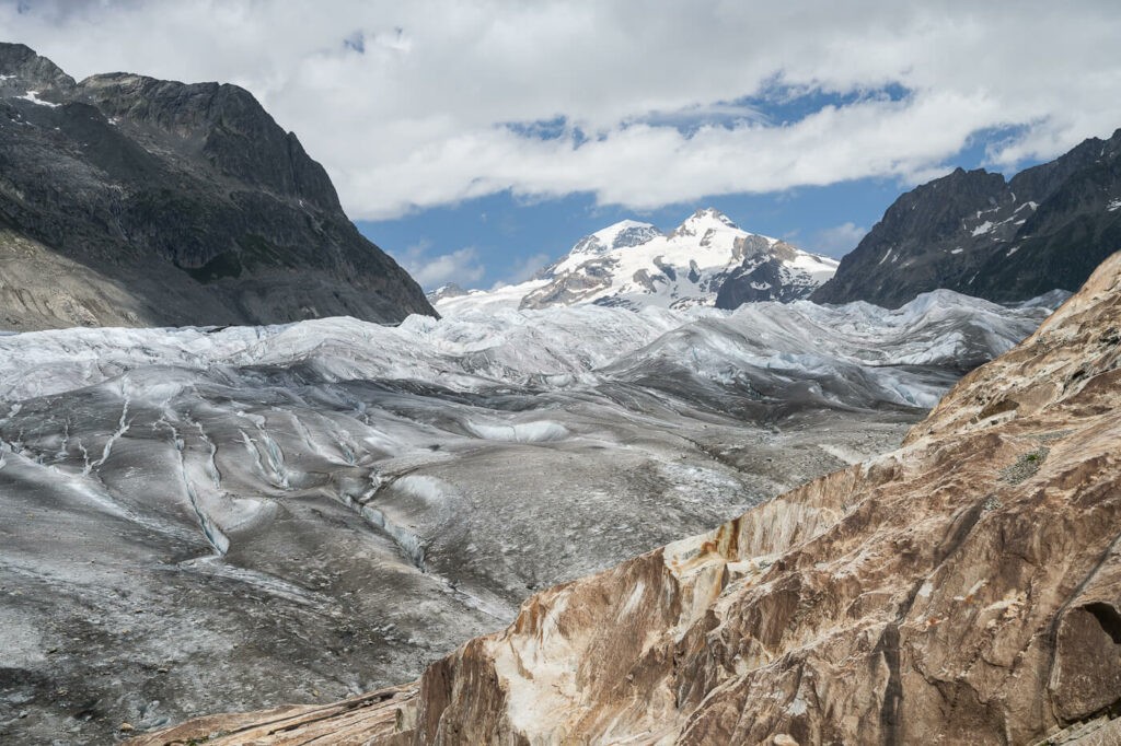 Closeup view of a glacier in the Swiss alps.