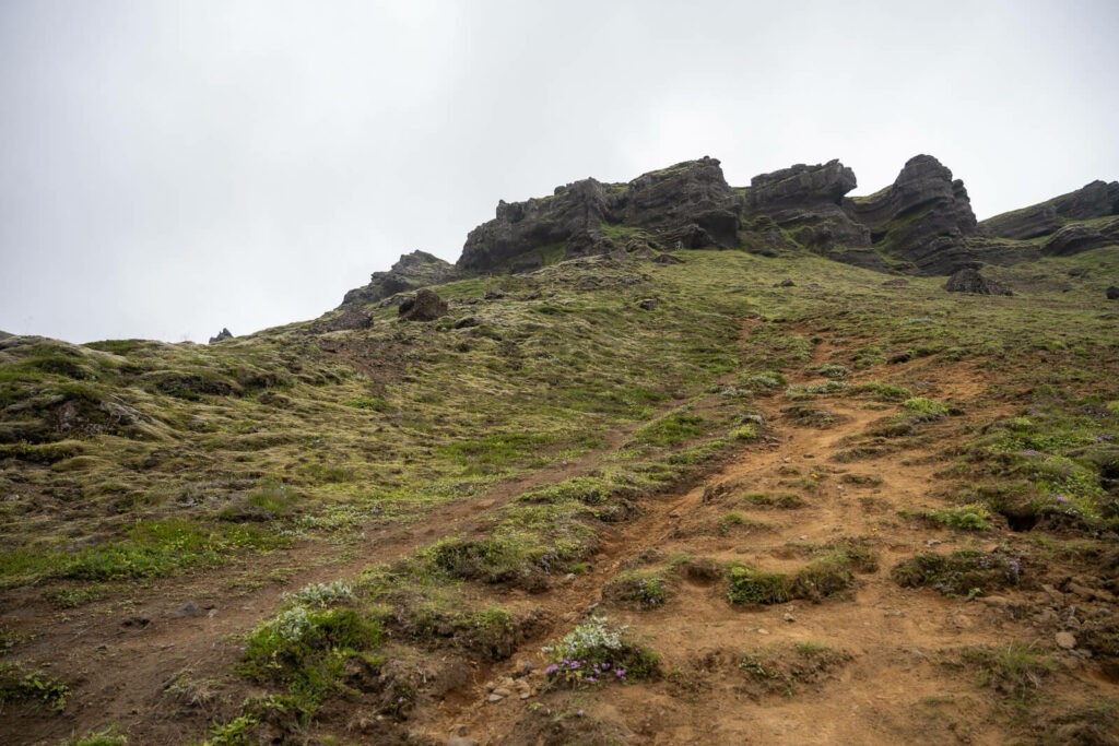 First part of the remuundargil hike in thakgil which leads to the saddle tat connects to Remundargil