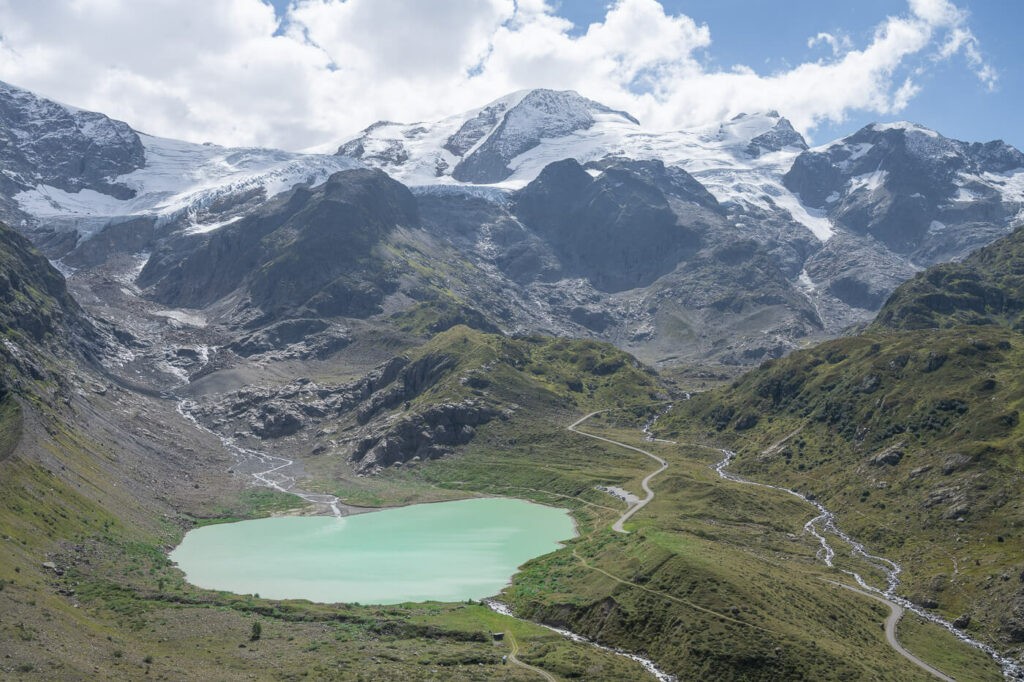 View of the Steinsee and Steingletscher from the Sustenpass
